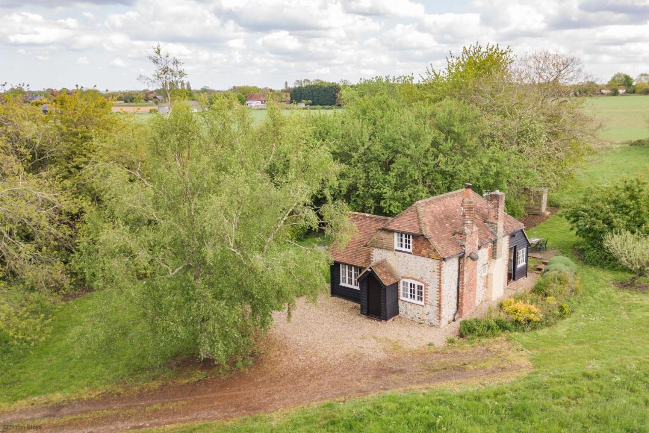 Crow Cottage By Bloom Stays Faversham Εξωτερικό φωτογραφία